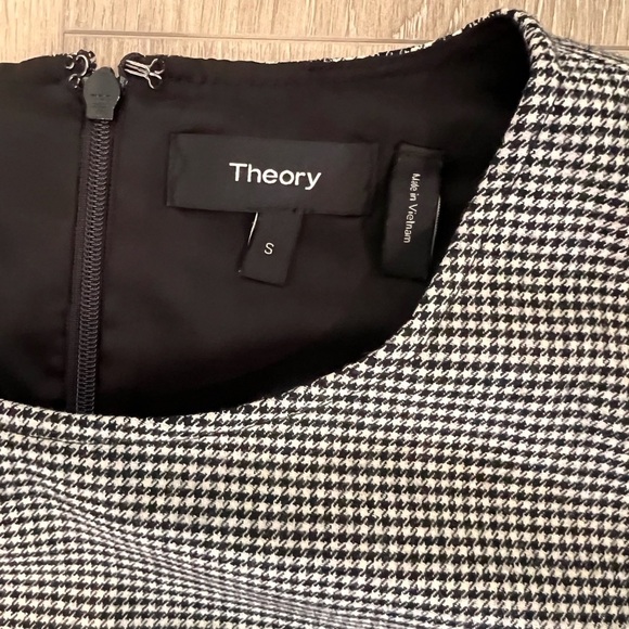 Theory Black and White Checkered Tank Top - Picture 6 of 6